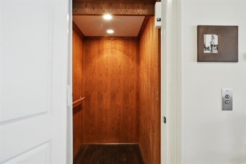 3585 Roxboro Road Unit 9