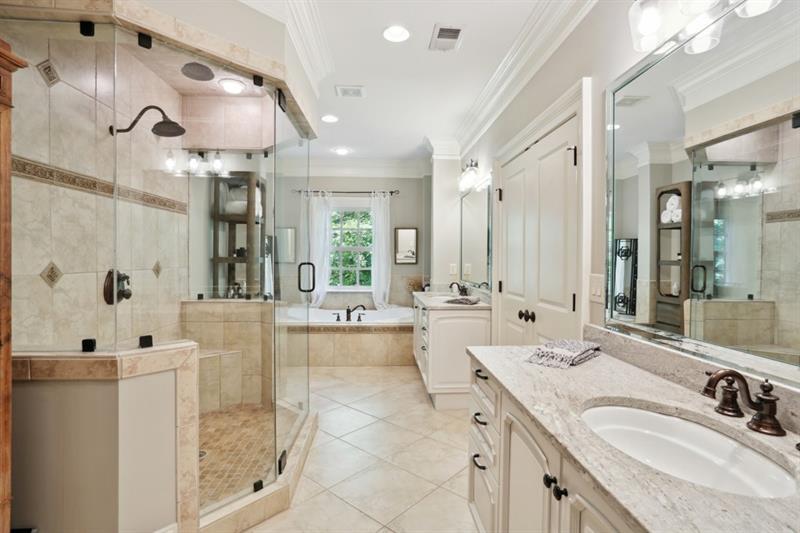3585 Roxboro Road Unit 9