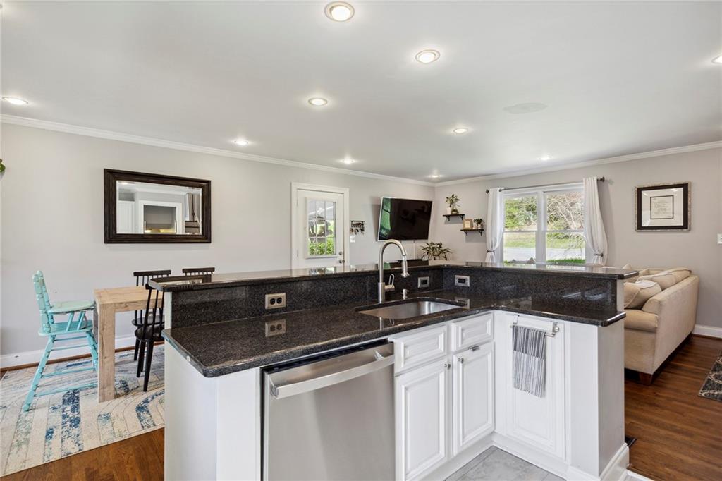 3438 Creatwood Trail