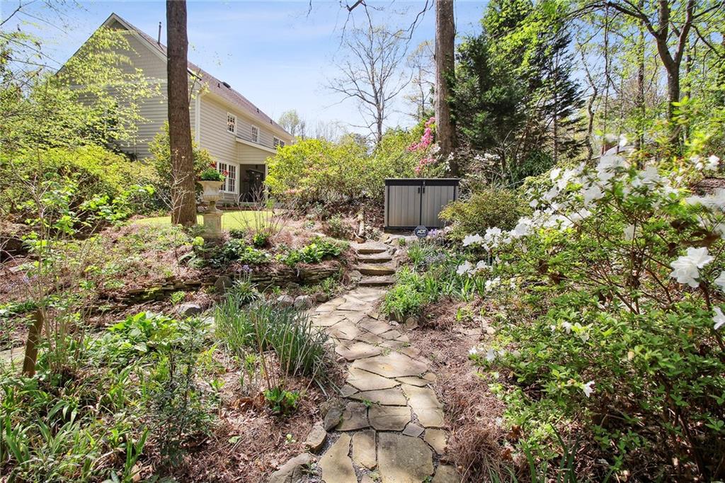 285 Brackenwood Circle