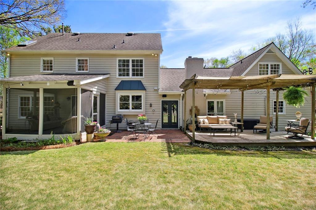 285 Brackenwood Circle