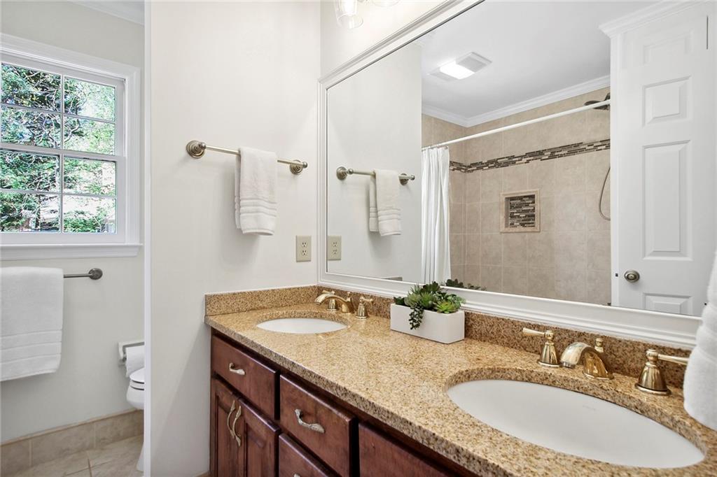 285 Brackenwood Circle