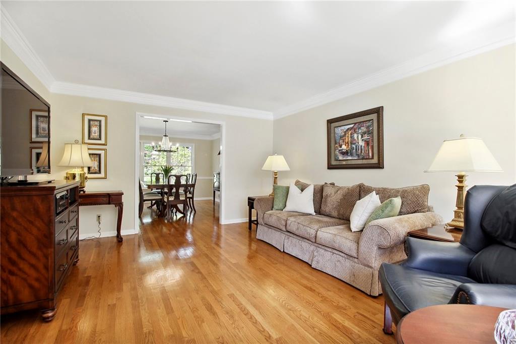 285 Brackenwood Circle