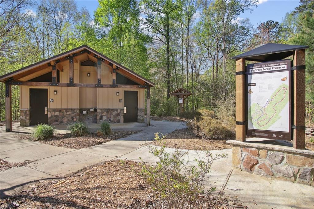285 Brackenwood Circle