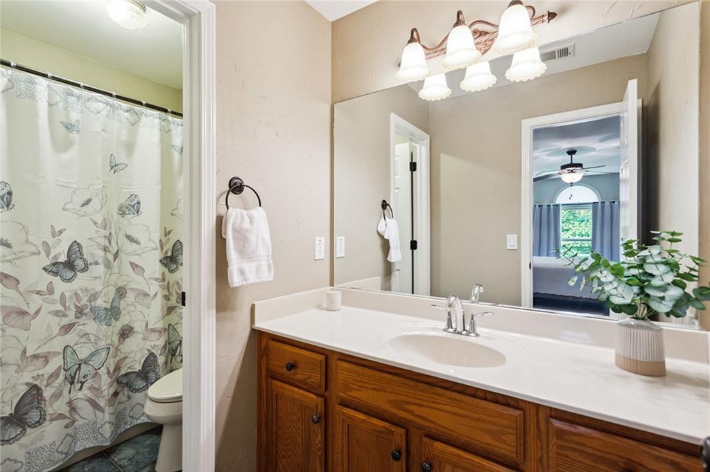 1025 Avery Creek Drive