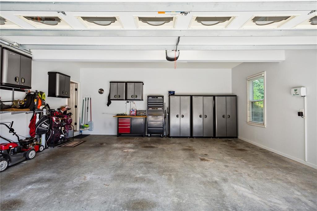1025 Avery Creek Drive