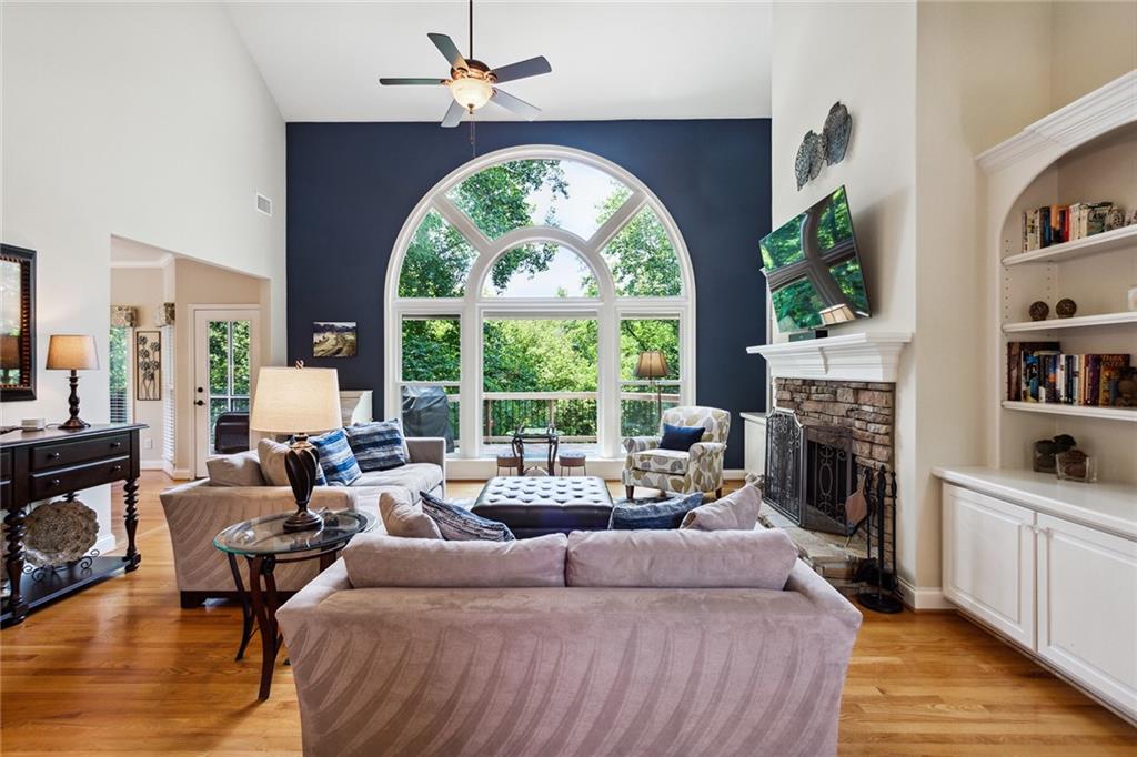 1025 Avery Creek Drive
