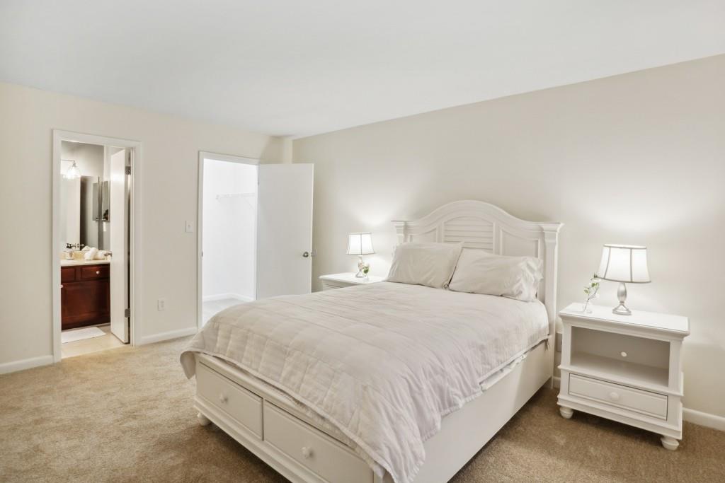 6900 Roswell Road Unit Q22