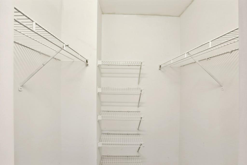 6900 Roswell Road Unit Q22