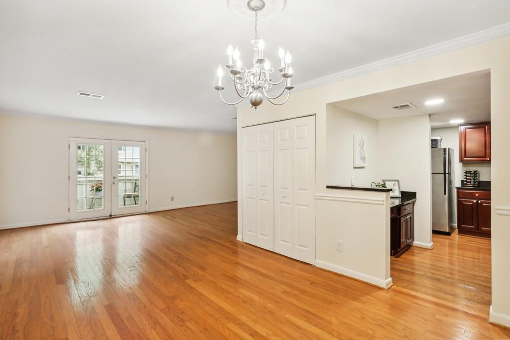 6900 Roswell Road Unit Q22