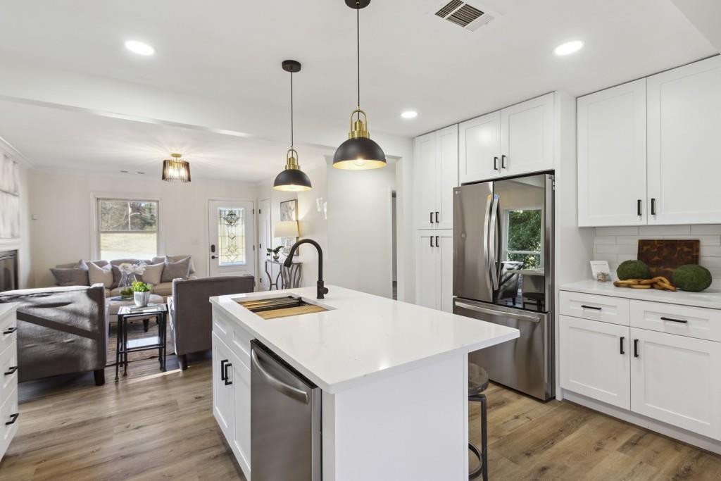 100 Smyrna Powder Springs Road SE