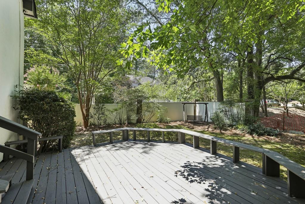 4186 Roswell Road NE