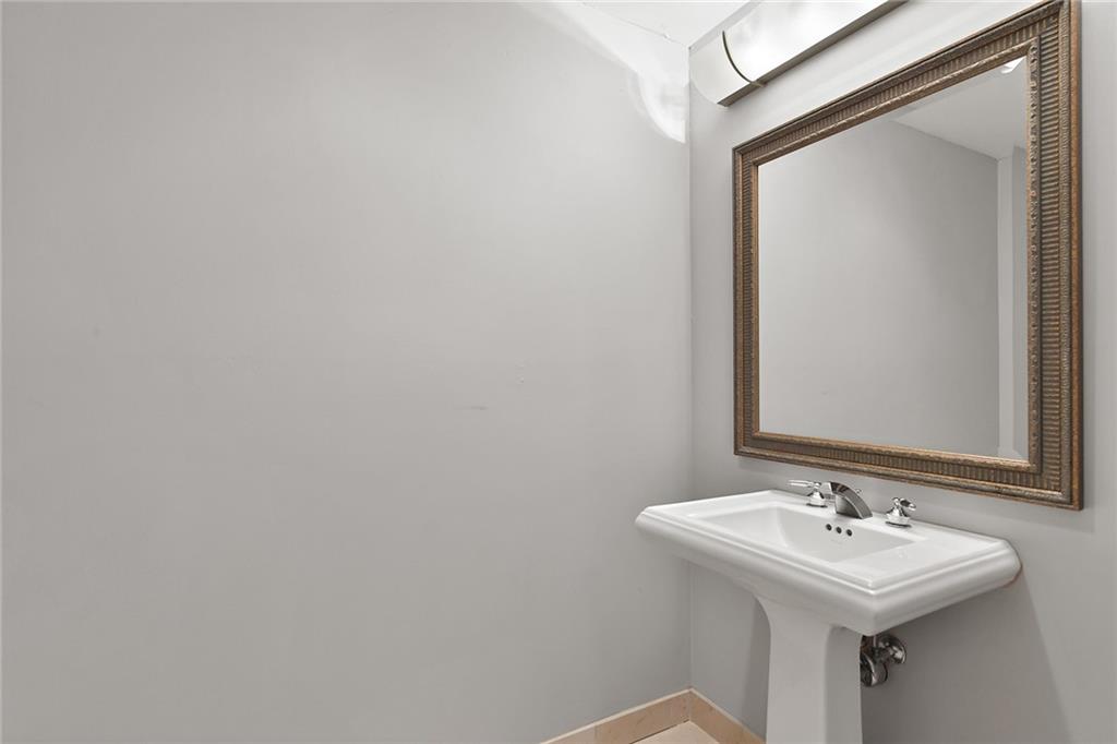 195 14th Street NE Unit 2402