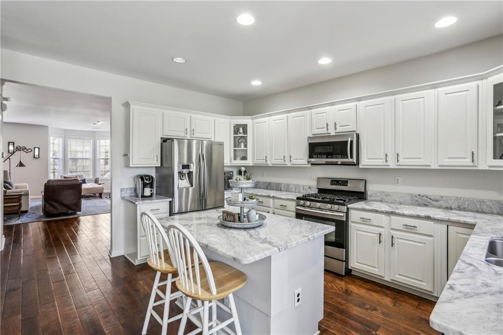 1407 Waters Edge Trail