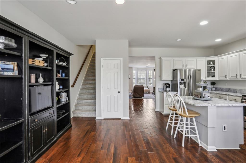 1407 Waters Edge Trail