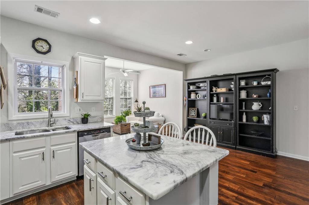 1407 Waters Edge Trail