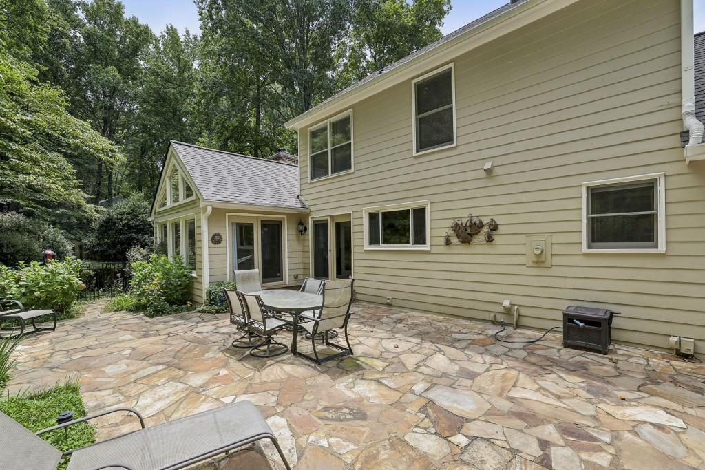 390 W Spalding Drive