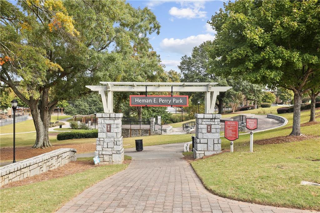 1856 Perry Boulevard NW