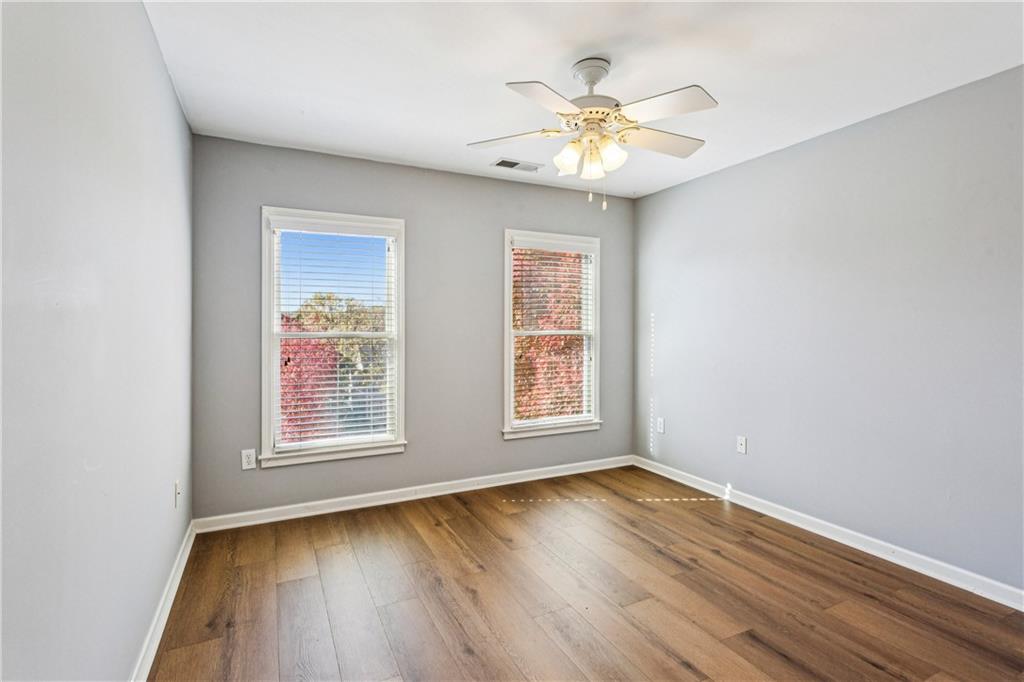 1856 Perry Boulevard NW