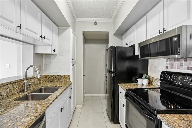 1 Biscayne Drive NW Unit PH6