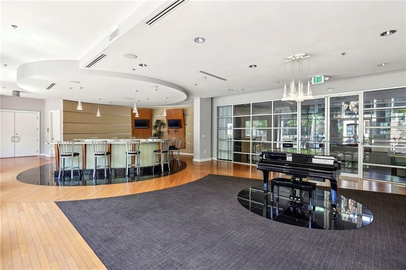 711 Cosmopolitan Drive NE Unit 523