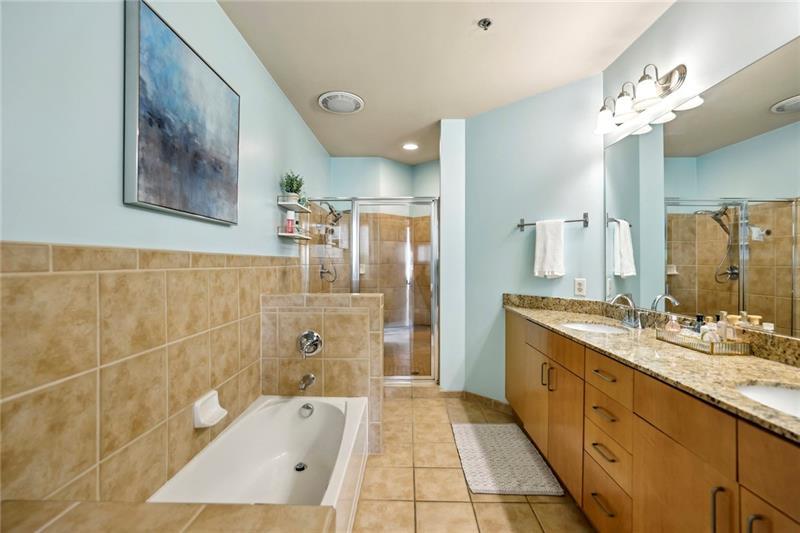 711 Cosmopolitan Drive NE Unit 523