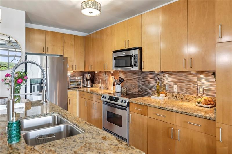 711 Cosmopolitan Drive NE Unit 523