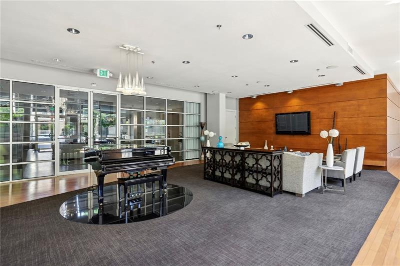 711 Cosmopolitan Drive NE Unit 523