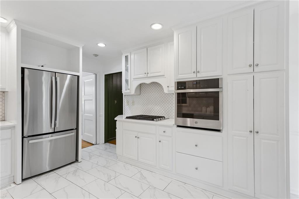 3920 Peachtree Dunwoody Road NE