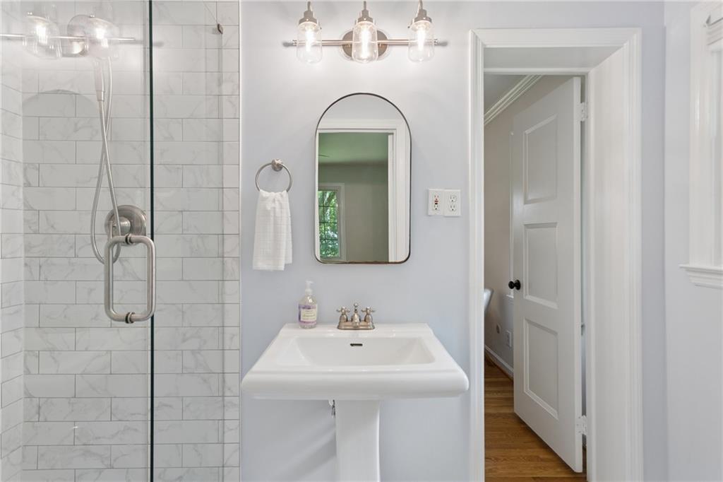 3920 Peachtree Dunwoody Road NE