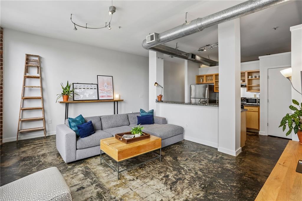 800 Peachtree Street NE Unit 8613