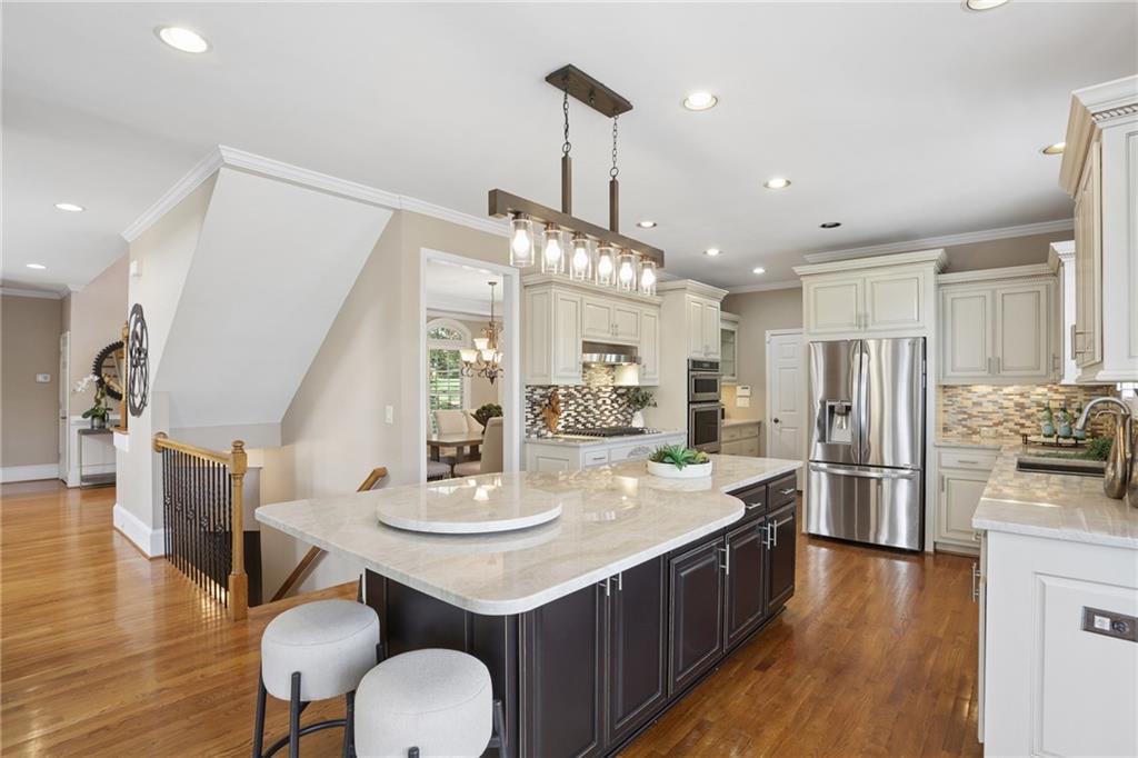 2005 Granbury Court