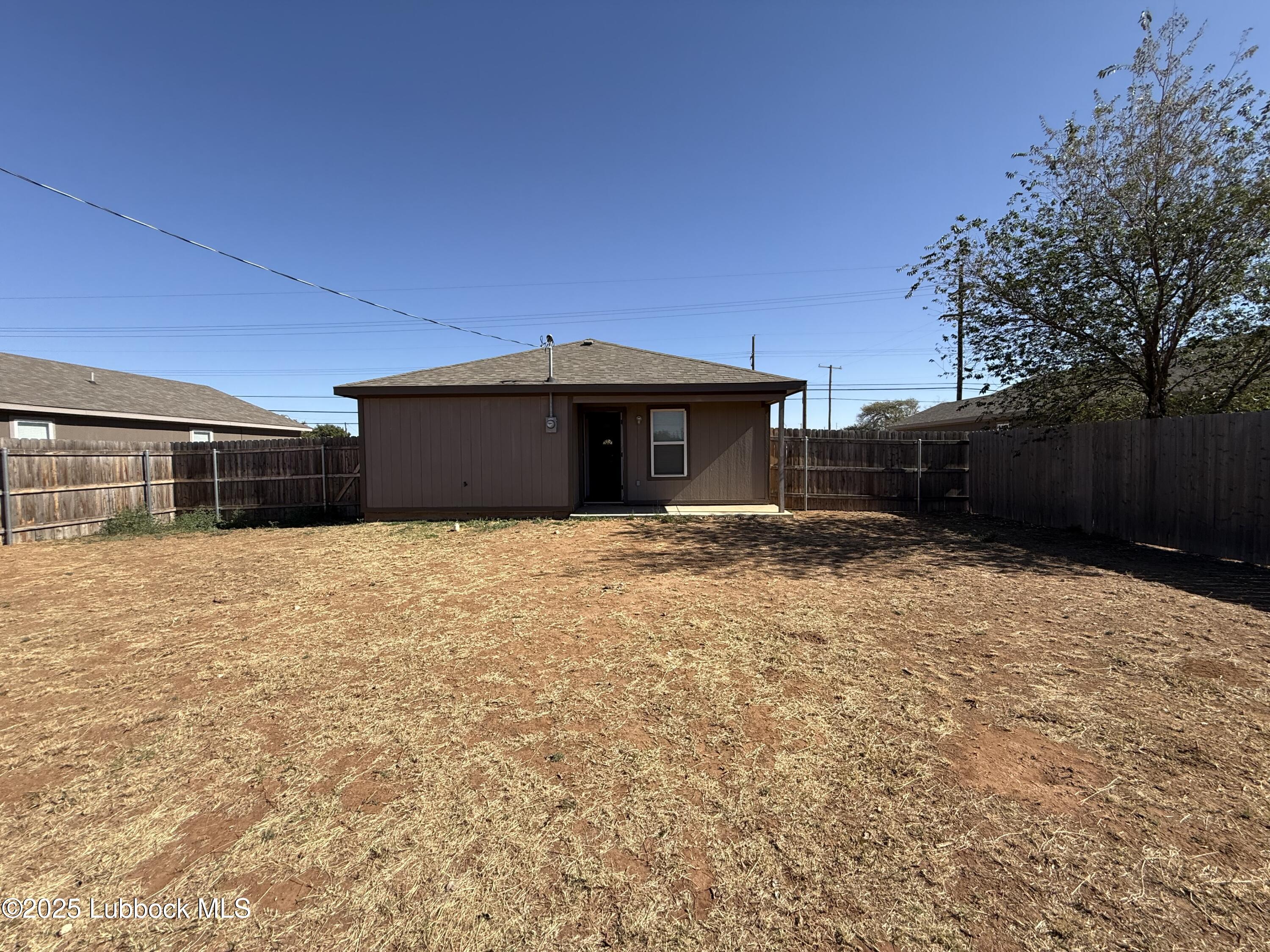 3124 E Cornell Street