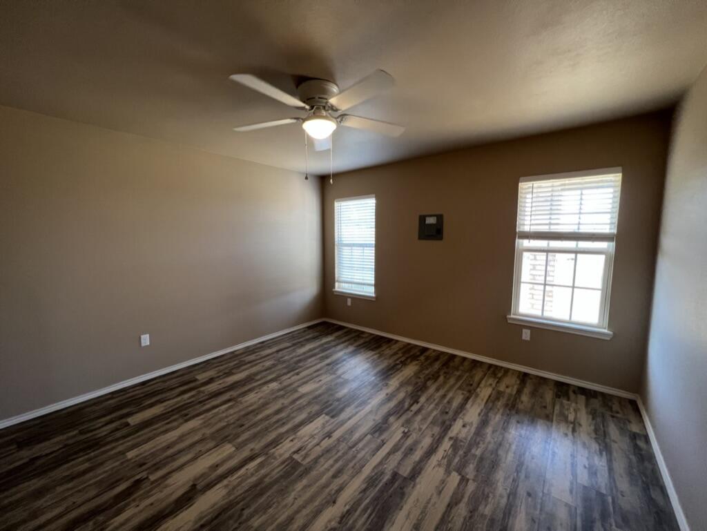2104 N Avenue K, Unit B