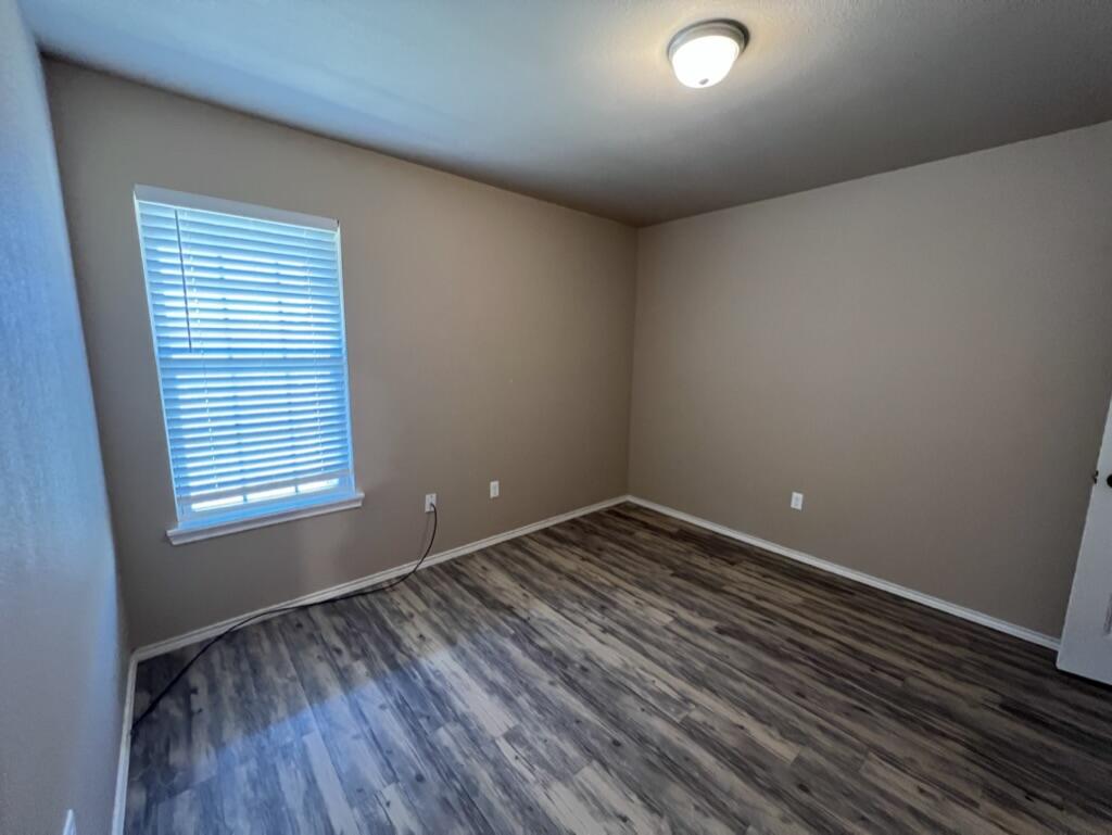 2104 N Avenue K, Unit B