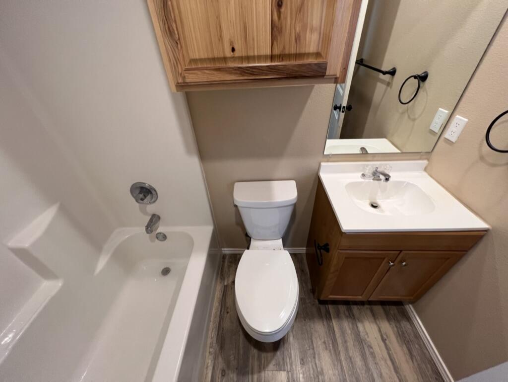 2104 N Avenue K, Unit B
