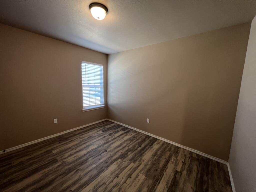 2104 N Avenue K, Unit B