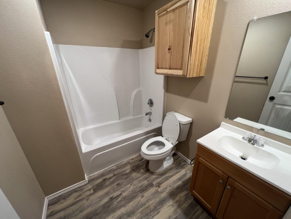 2104 N Avenue K, Unit B