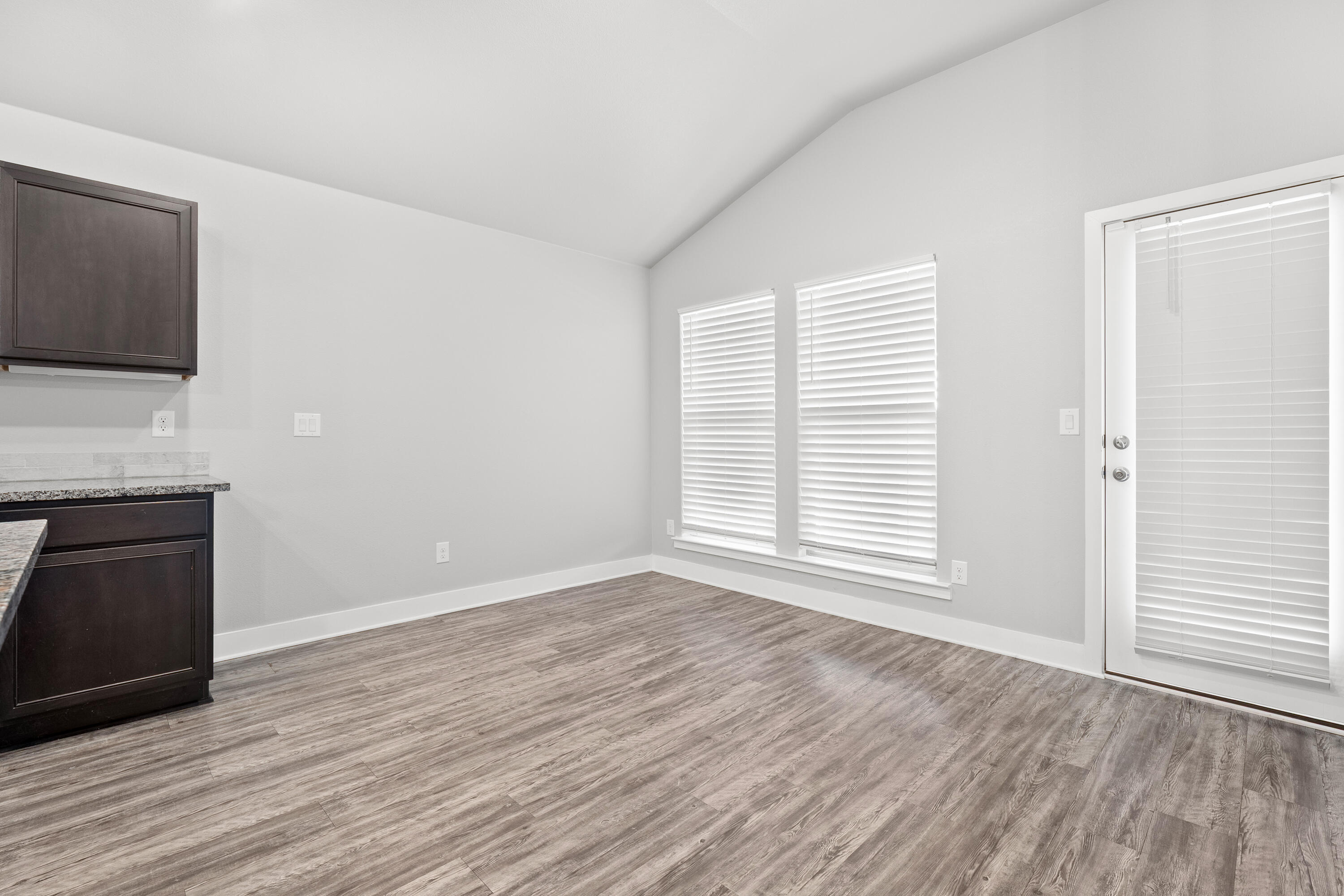 13704 Terrell Avenue