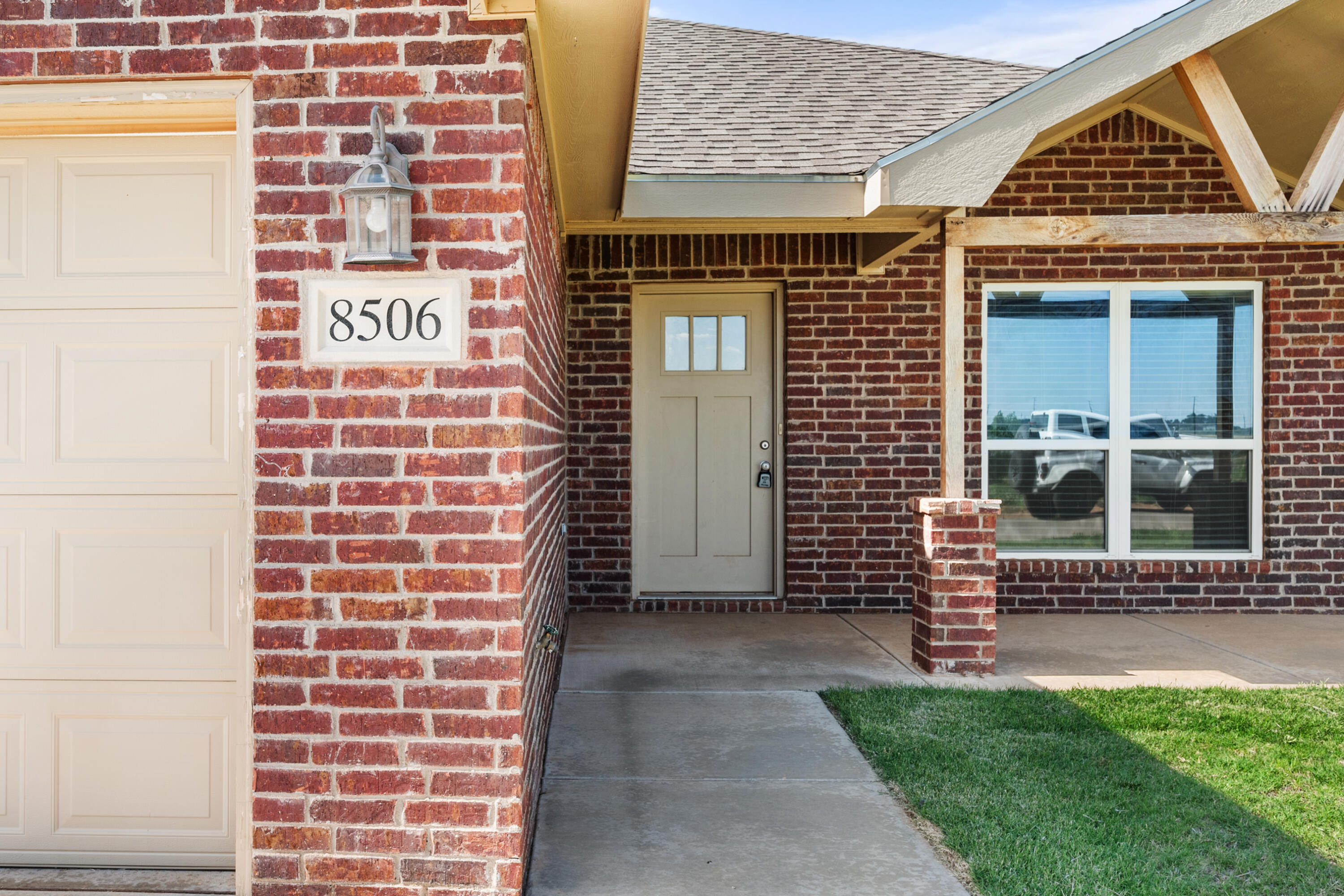 8506 11th Street