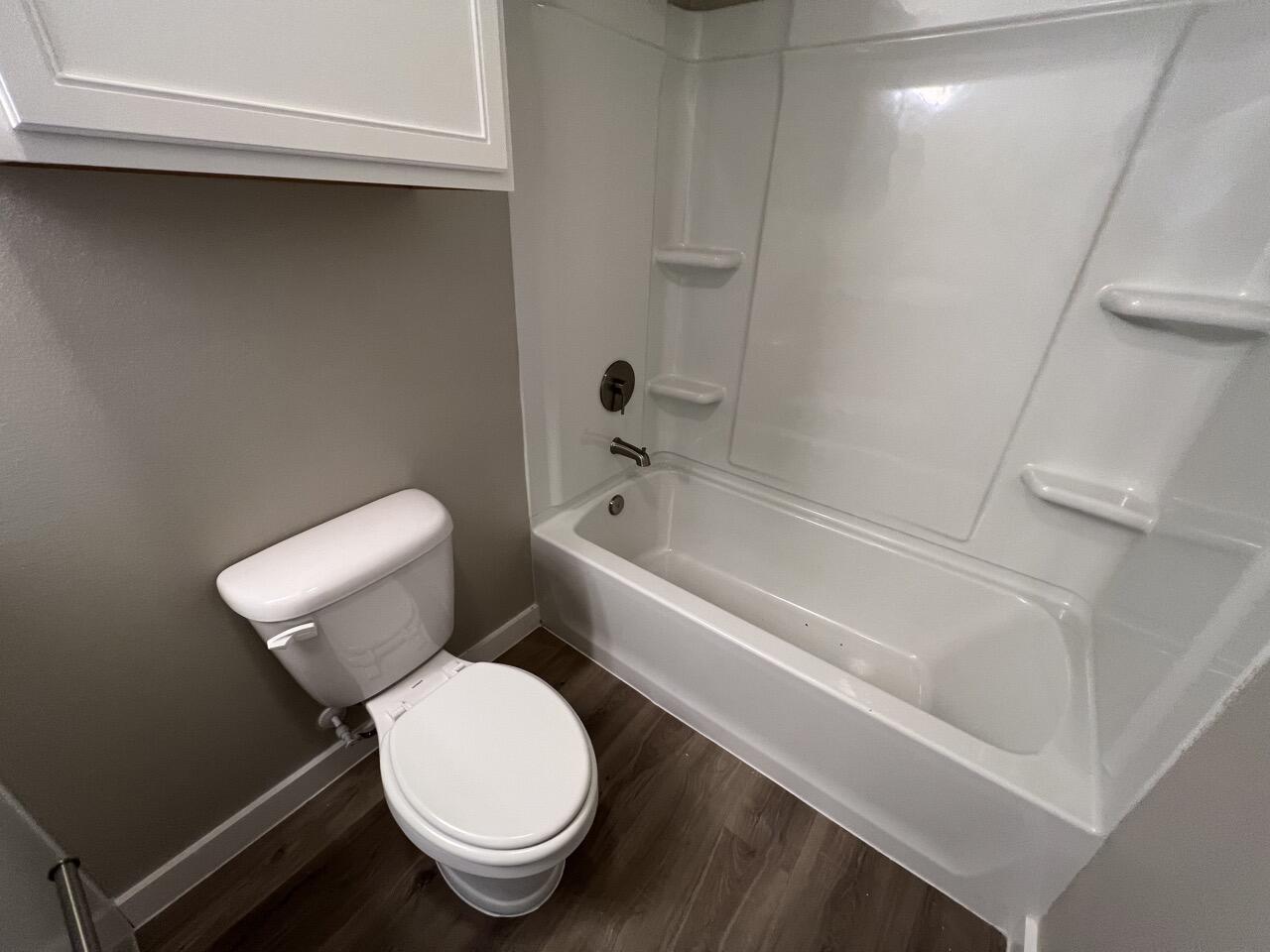 2009 Bryan Avenue, Unit a