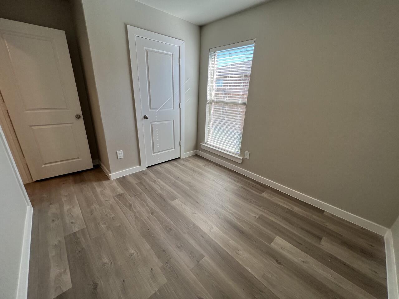 2009 Bryan Avenue, Unit a