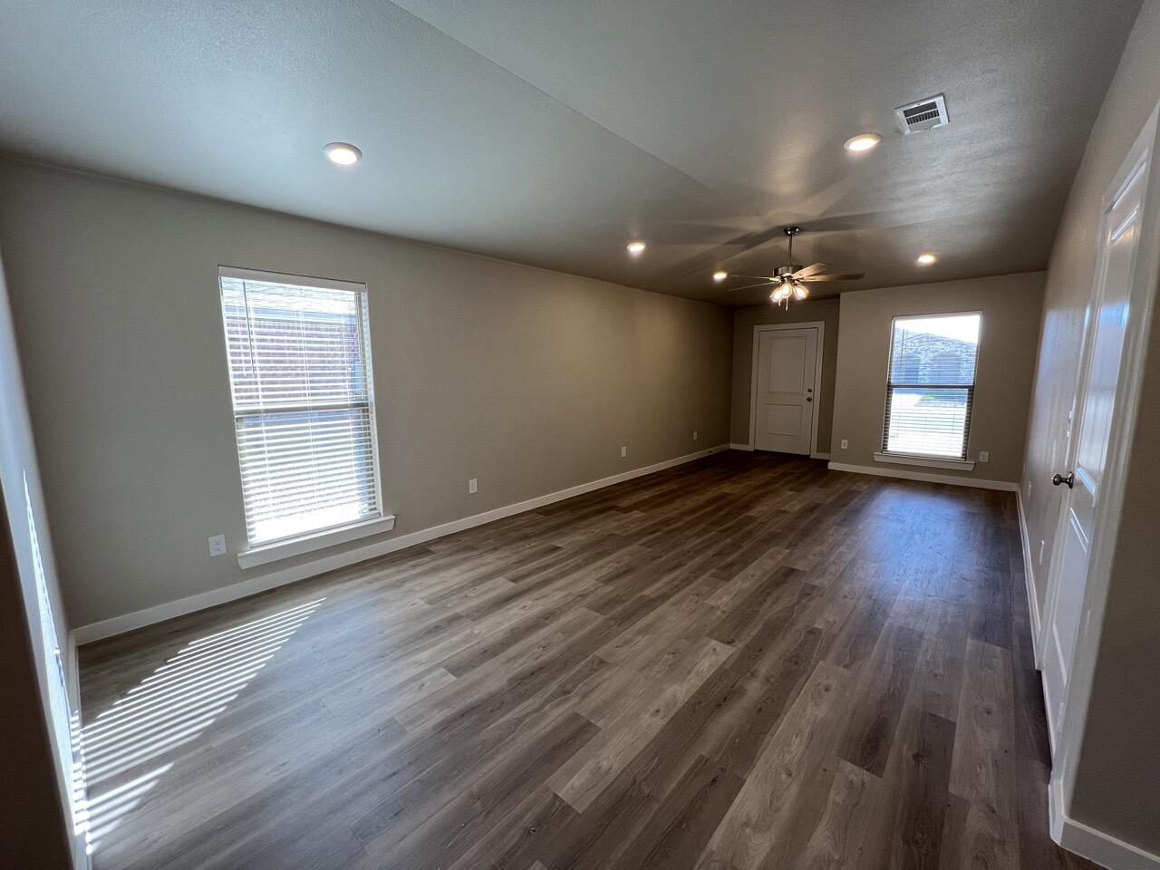 2009 Bryan Avenue, Unit a