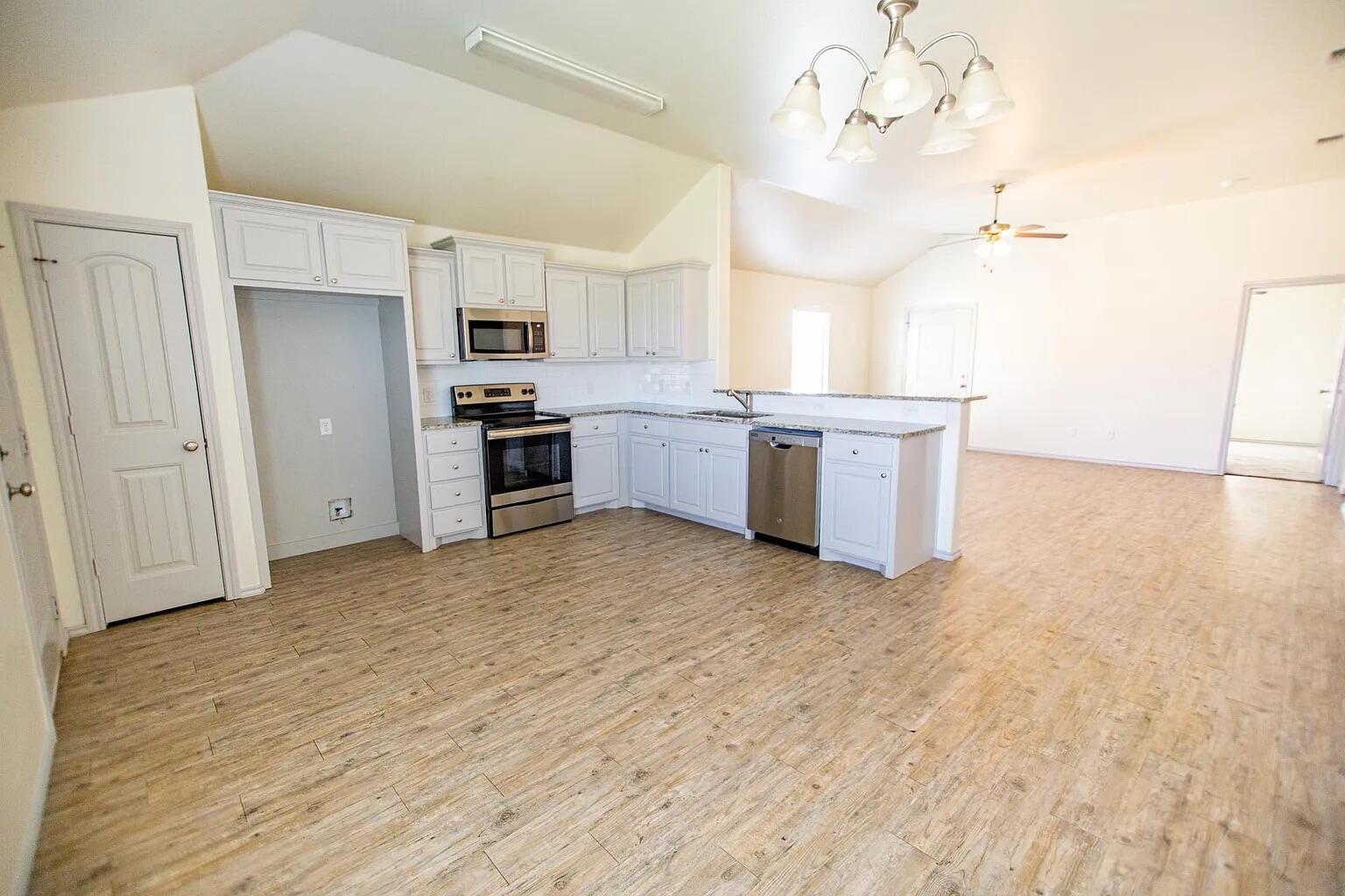 1406 Kingston Street