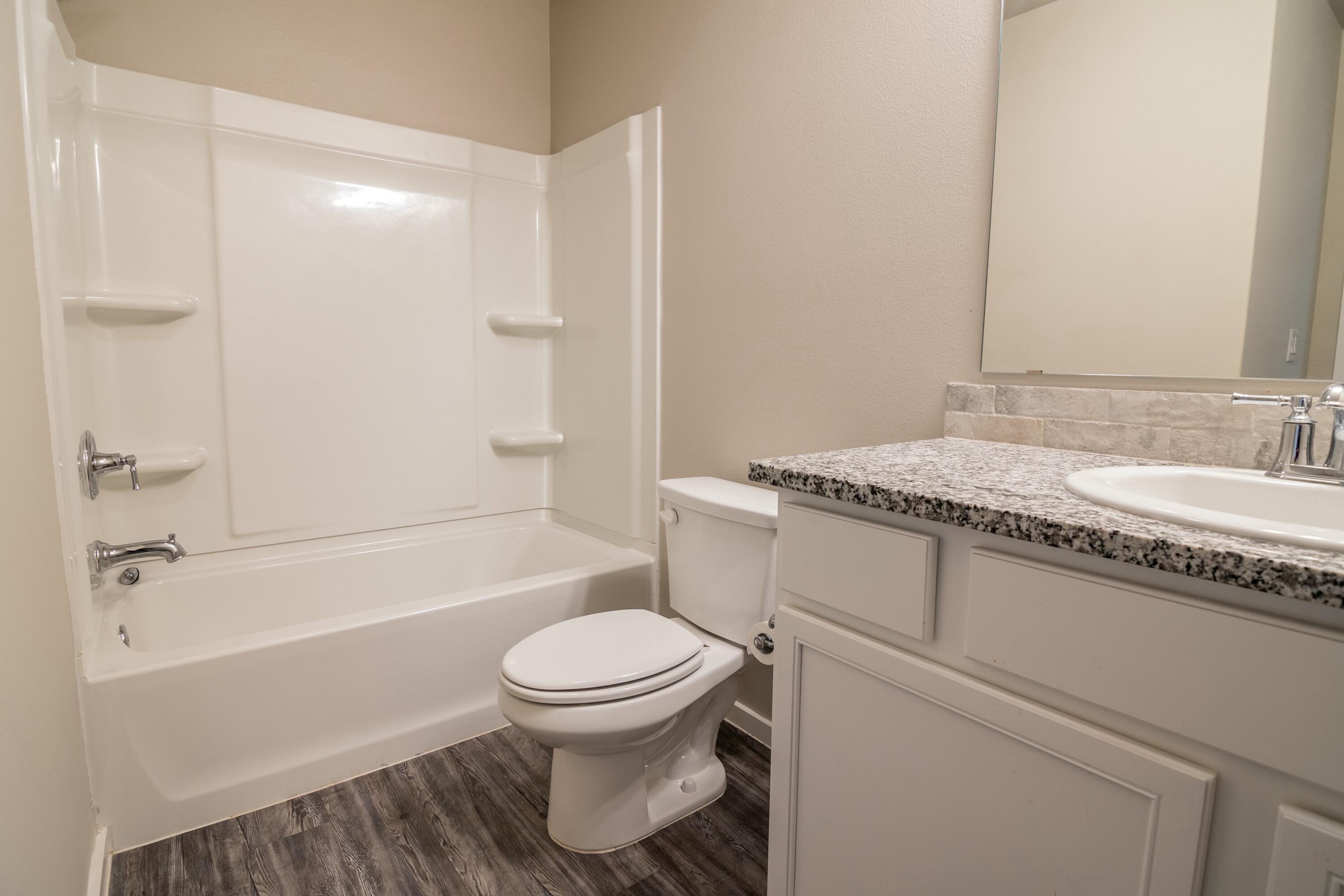 2107 N Avenue K, Unit B