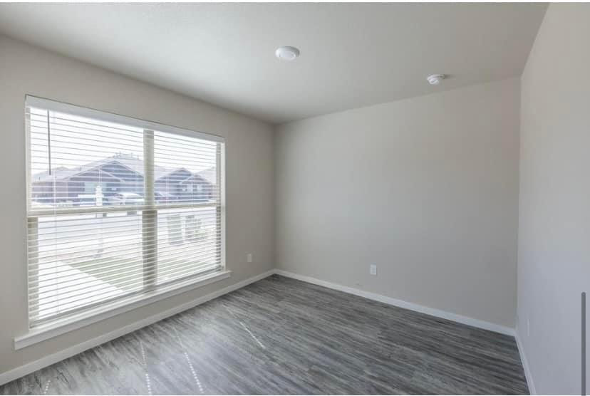 2109 N Avenue K, Unit B