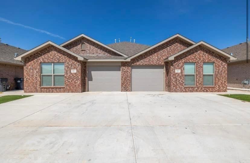 2109 N Avenue K, Unit B