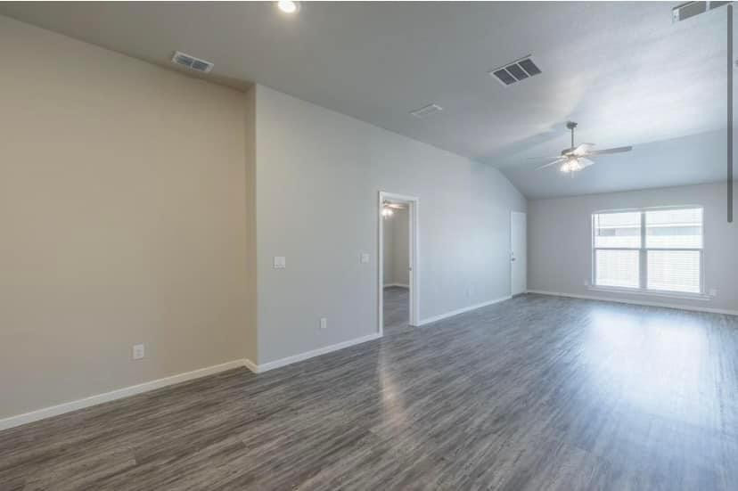 2109 N Avenue K, Unit B
