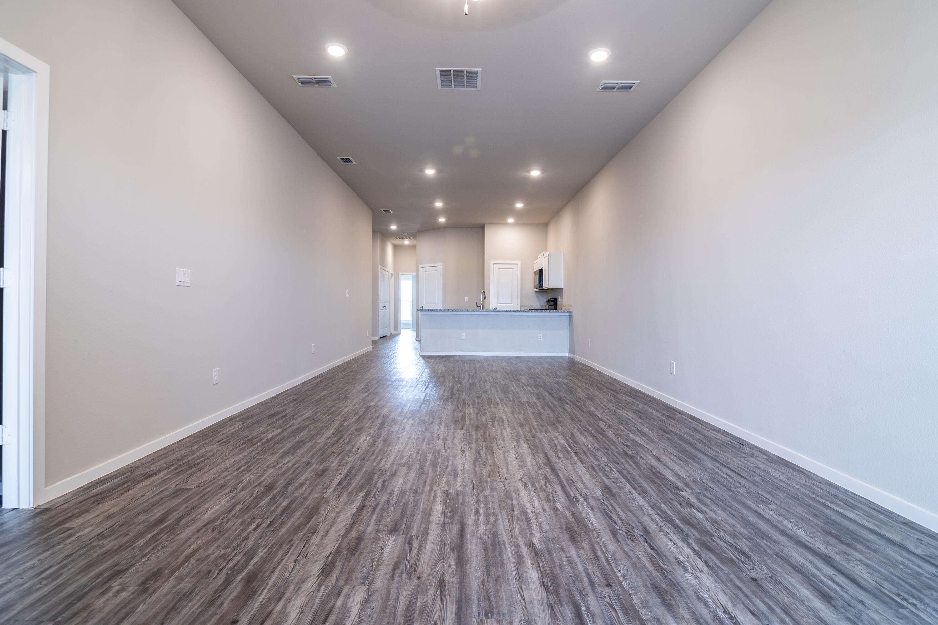 2118 Langford Avenue, Unit b