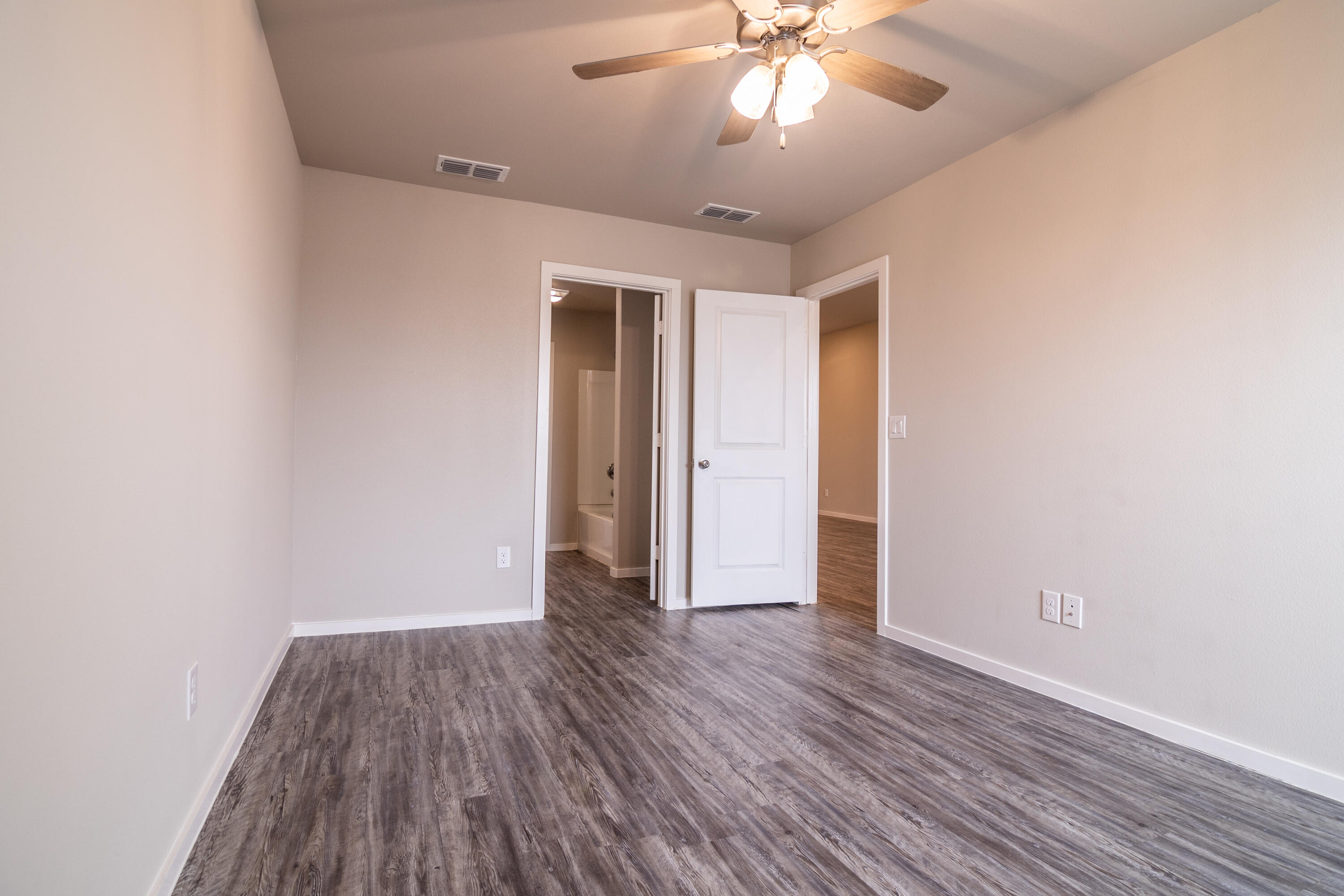 2118 Langford Avenue, Unit A